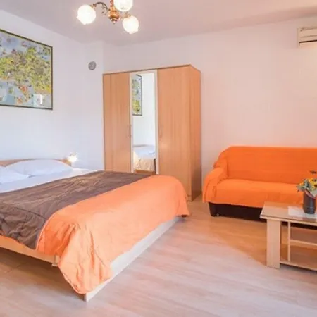 And Luka Apartman *