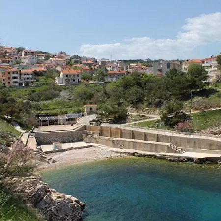 And Luka * Vrbnik (Primorje-Gorski Kotar)